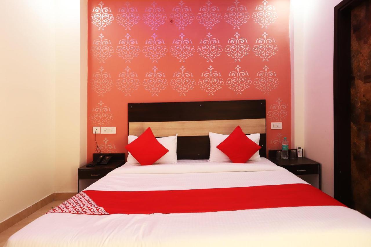 Oyo Flagship 42619 Diamond Key Hotel Delhi  Eksteriør billede