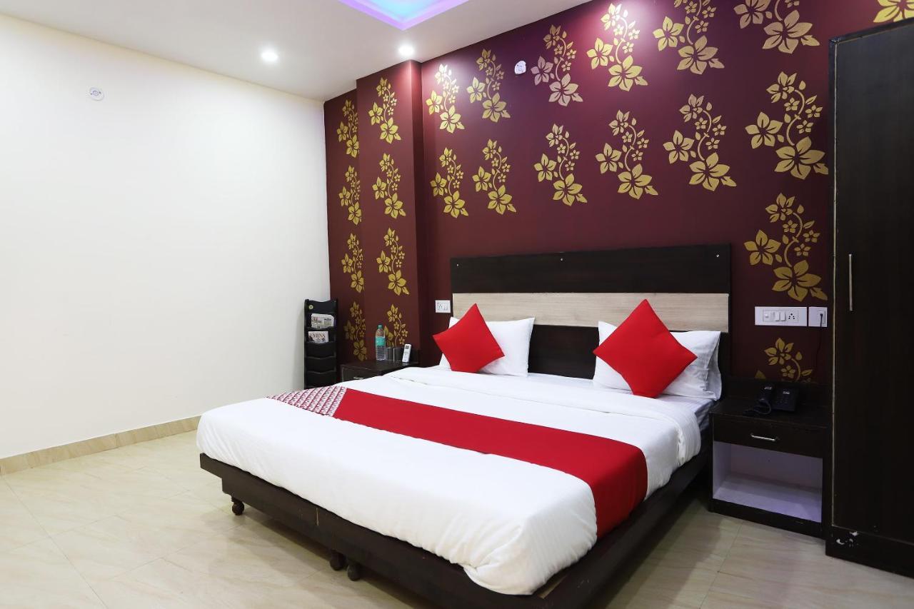 Oyo Flagship 42619 Diamond Key Hotel Delhi  Eksteriør billede